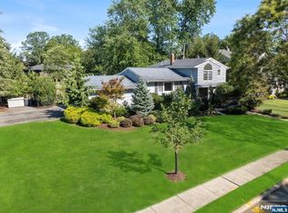 208 Birchwood Rd, Old Tappan, NJ 07675