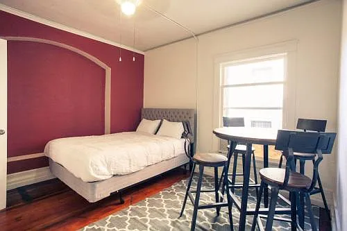 Alvarado 847 — Photo 8