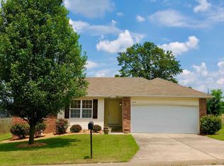 1505 W Robin St, Ozark, MO 65721