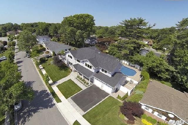 1st image of 21 Sagamore Way