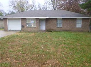 1018 N Lonnie Ave, Fayetteville, AR 72701