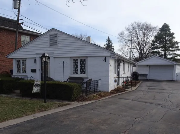 9931 S 52nd Ave, Oak Lawn, IL 60453