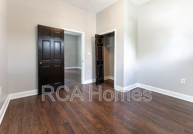 1042 Saint Paul St — Photo 7