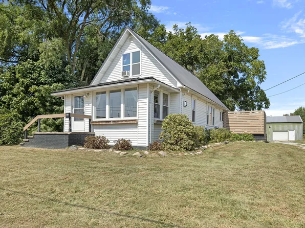 2235 E Britain Ave, Benton Harbor, MI 49022