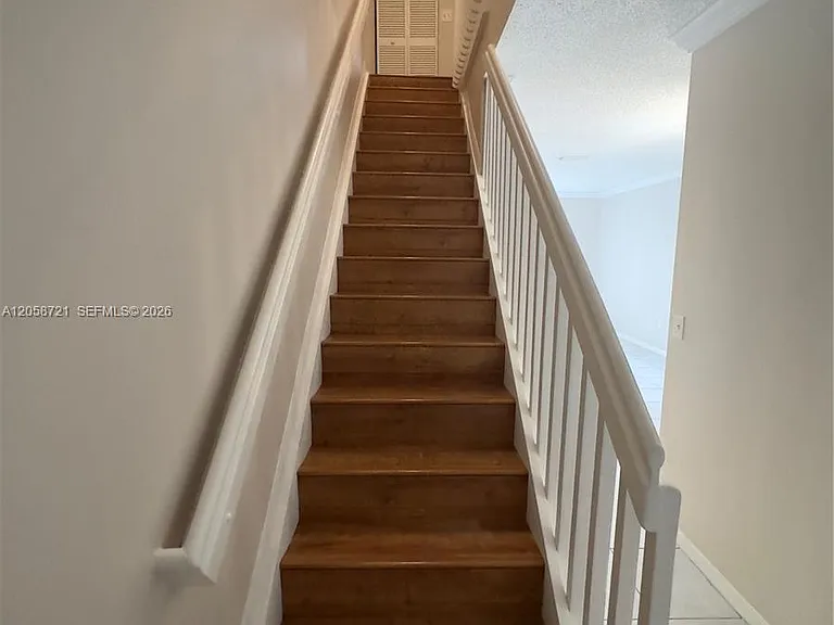 2336 SE 24th Ave #2336 — Photo 3