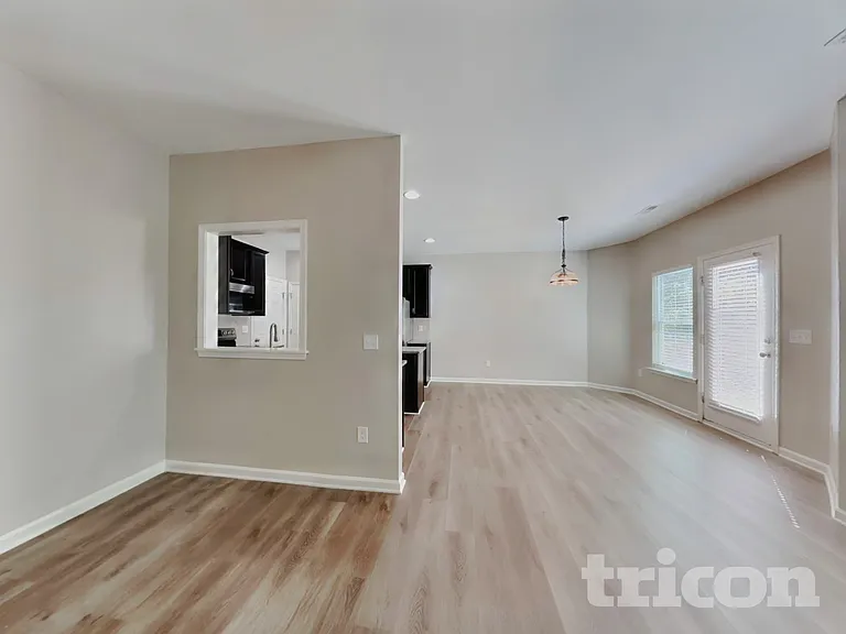 97 Mystery Hill Ct — Photo 4