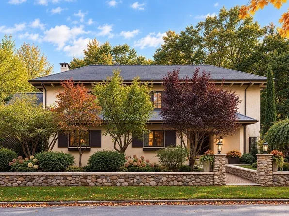 18 Middlesex St, Winchester, MA 01890