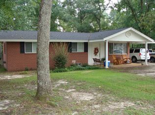 834 E McCarty St, Sandersville, GA 31082