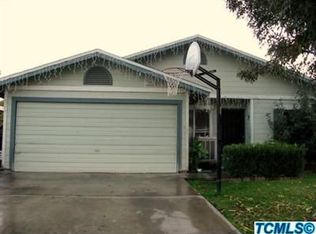 16057 Freedom Ave, Ivanhoe, CA 93235