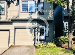 5980 SE Woodland Dr, Gresham, OR 97080