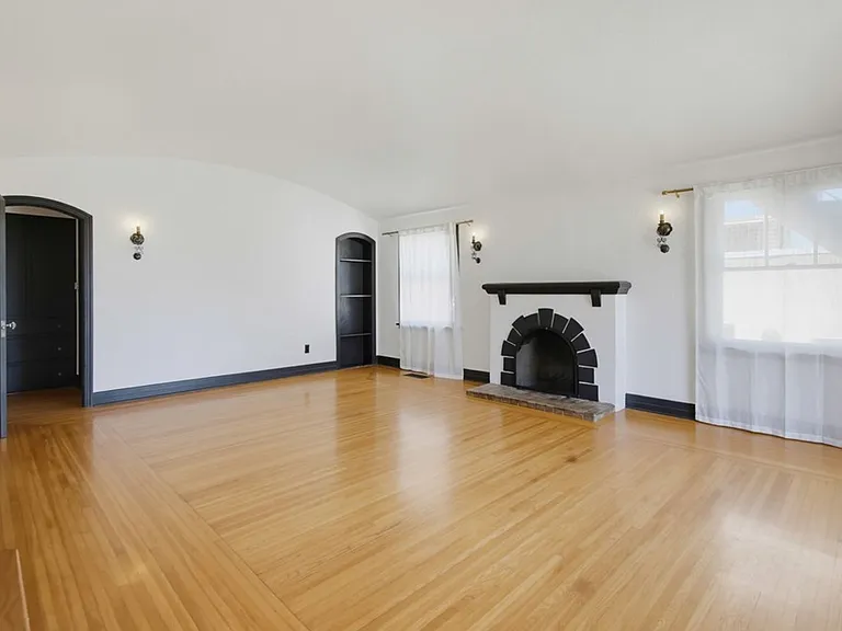 2615 Myrtle Ave — Photo 48
