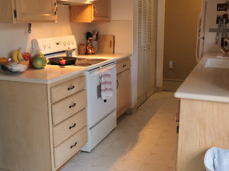 2910 S Corona St — Photo 11