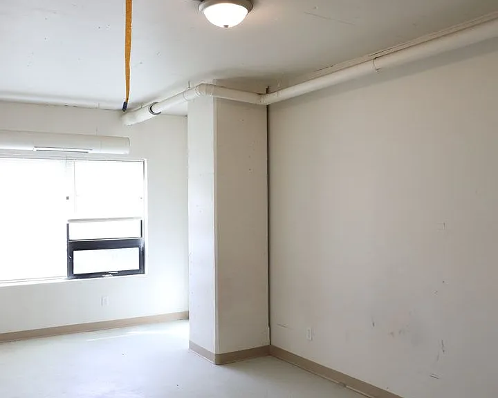 200 W Lake St — Photo 7