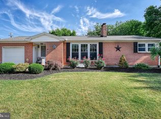 2550 Raleigh Dr, York, PA 17402