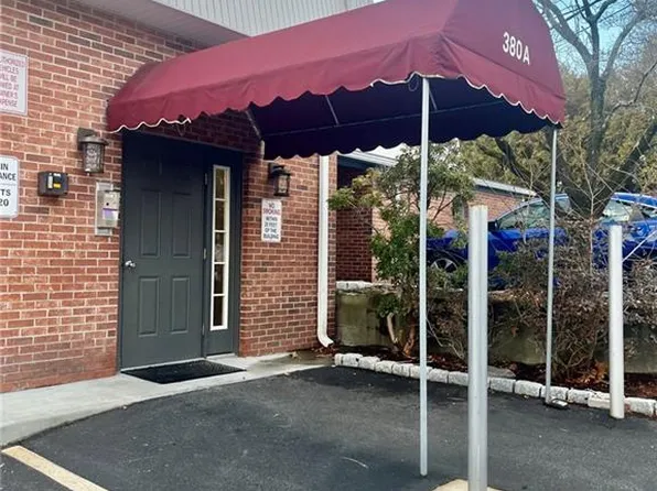 380 Sunset Ave APT 14, North Providence, RI 02904