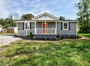 206 Old Middlesboro Hwy, La Follette, TN 37766