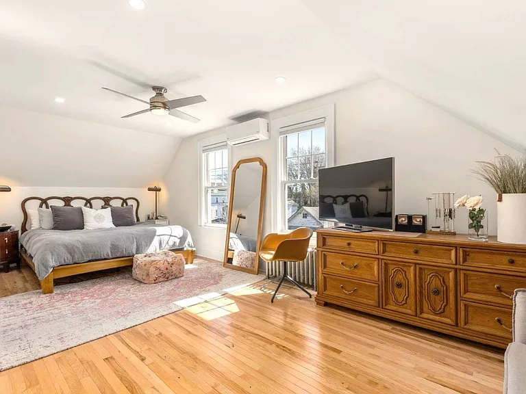401 Hunter Ave — Photo 15