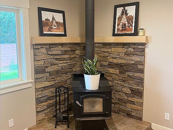 Wood burning fireplace