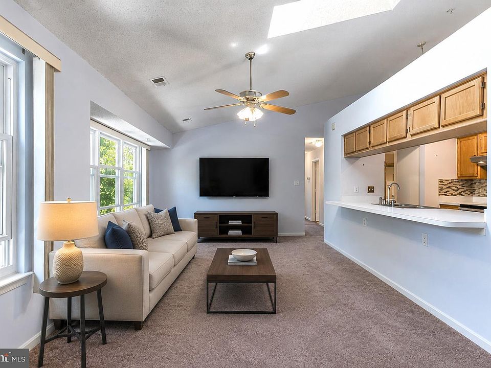 1st image of 2800 Clear Shot Dr APT 9-35