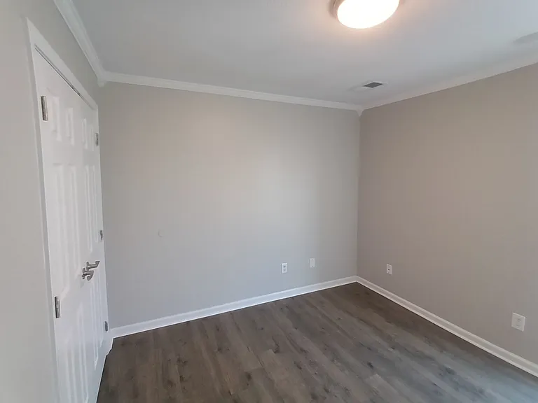 162 Romie Dr — Photo 7