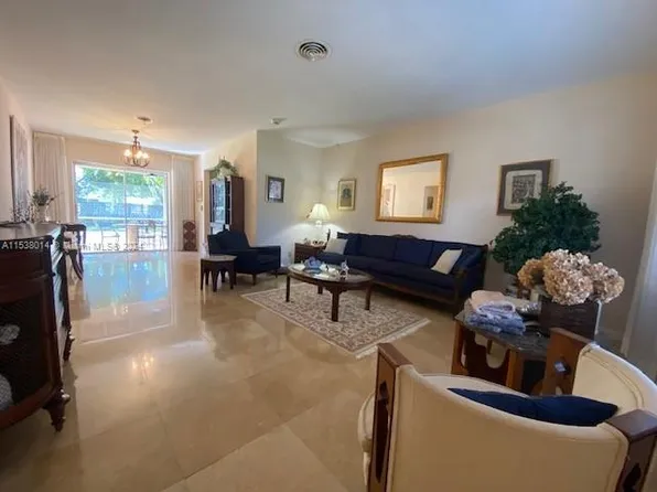 4332 Harrison St, Hollywood, FL 33021
