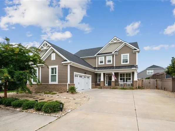 1904 Terramar Ln, Virginia Beach, VA 23456