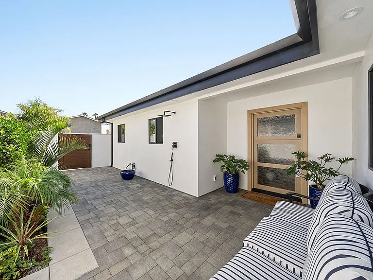34051 Alcazar Dr — Photo 14