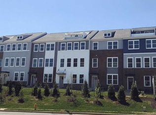 424 Lightship Landing Way, Edgewater, MD 21037