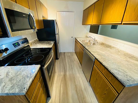 3rd image of 125 E Zeller St #3