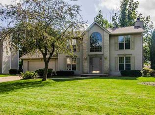 2445 La Rue Ln, Green Bay, WI 54313