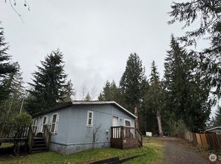 17915 64th St E, Lake Tapps, WA 98391