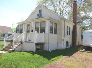 27 Oliver Ave, Pennsville, NJ 08070
