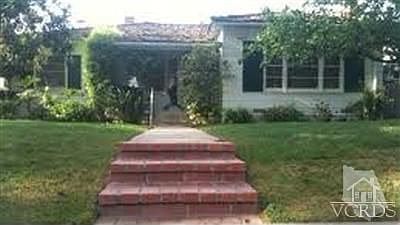 2nd image of 611 W Deodar Ave
