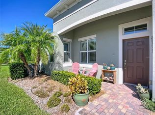 689 Chipper Dr, Sun City Center, FL 33573