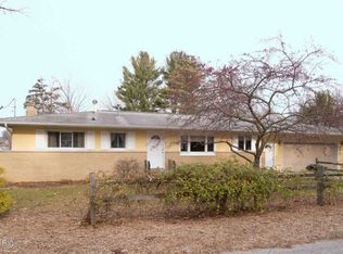 15771 Margaret Ave, Spring Lake, MI 49456