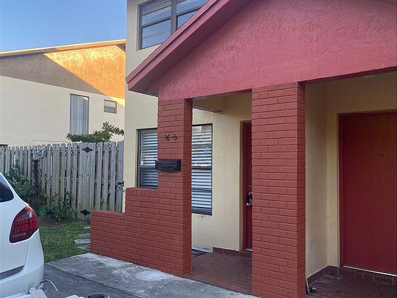 5th image of 1616 NE 151st St #1616