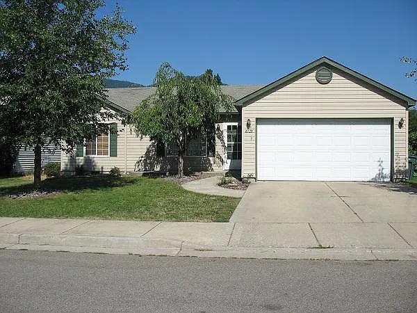 6723 W Kamloops Dr — Photo 1