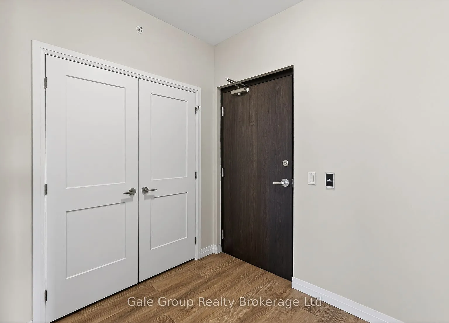 2 bed, $1,895 — Photo 2