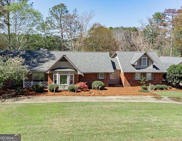 1st image of 225 Meadowlark Ln