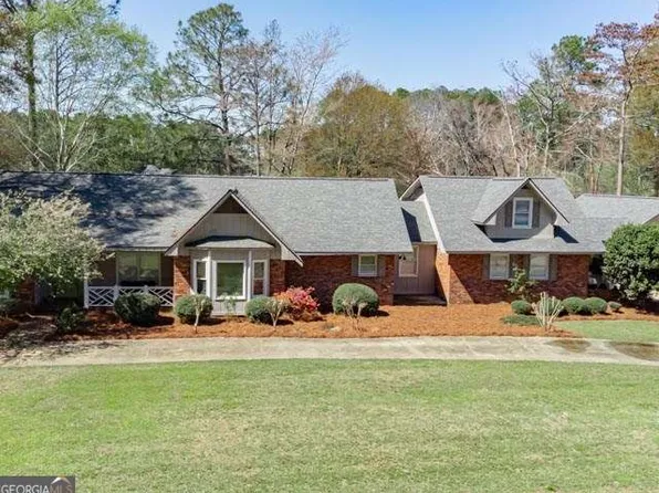 225 Meadowlark Ln, Fitzgerald, GA 31750