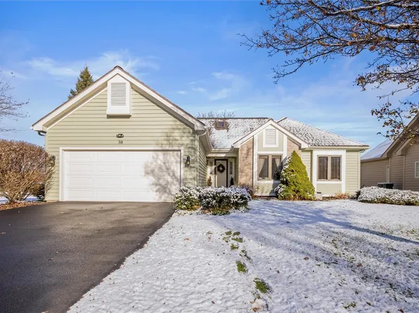 30 English Station Rd, Rochester, NY 14616