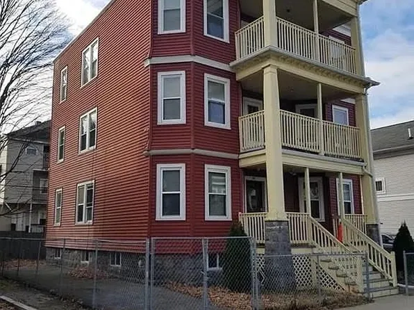 20 Wilcock St, Dorchester, MA 02124