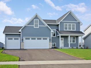 9568 63rd St S, Cottage Grove, MN 55016