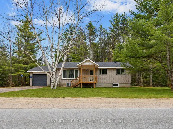 1111 N Baptiste Lake Rd N, Hastings Highlands, ON K0L 2S0