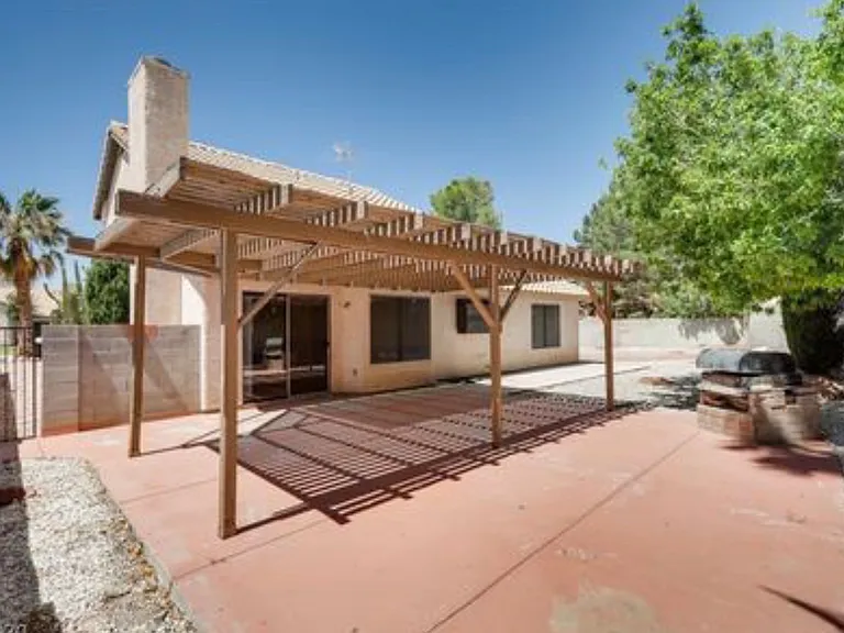4824 Norway Ln — Photo 14