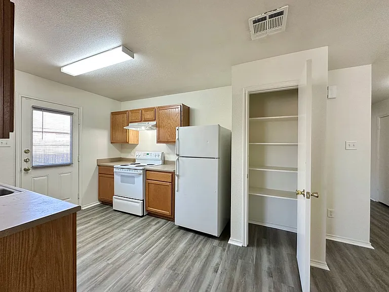 5108 Lauren Lea Dr — Photo 6