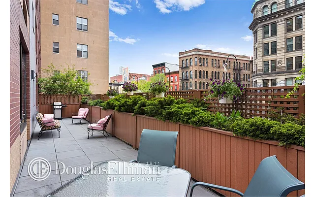 Sold by Douglas Elliman | media 25