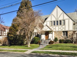 162 Murray Ave, Larchmont, NY 10538