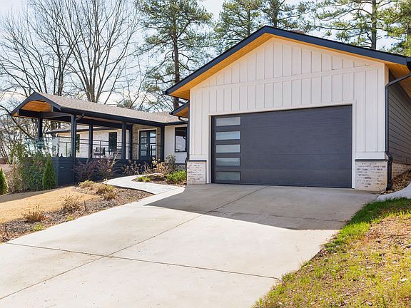 3rd image of 1706 Verona Dr