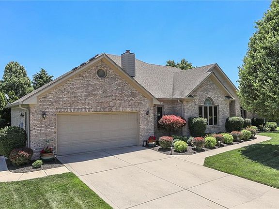 2nd image of 7335 Rooses Dr